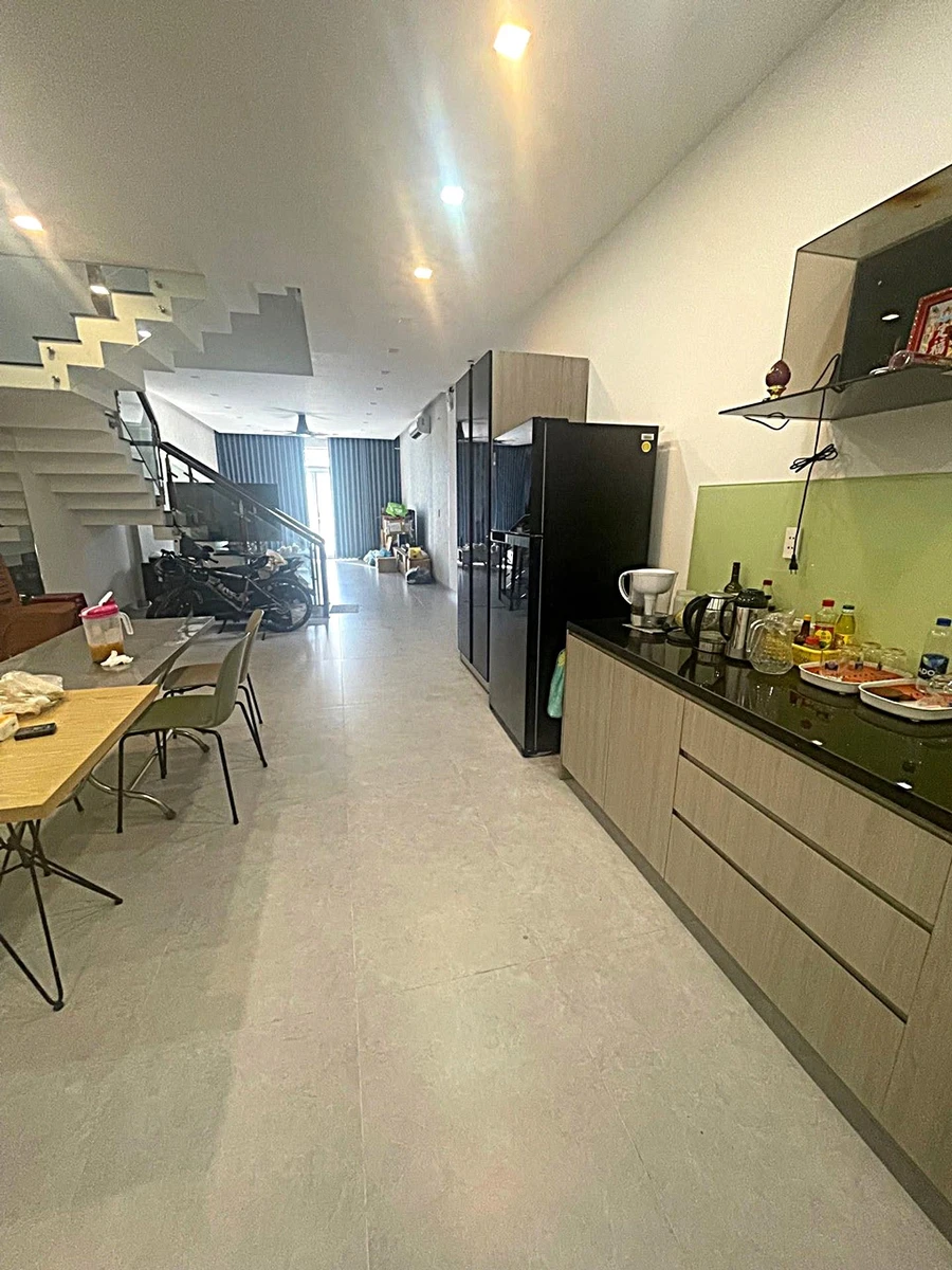 Bán nhà 3 tầng mặt tiền 96m² Bàu Làng 3, Đà Nẵng - Ảnh thu nhỏ 4