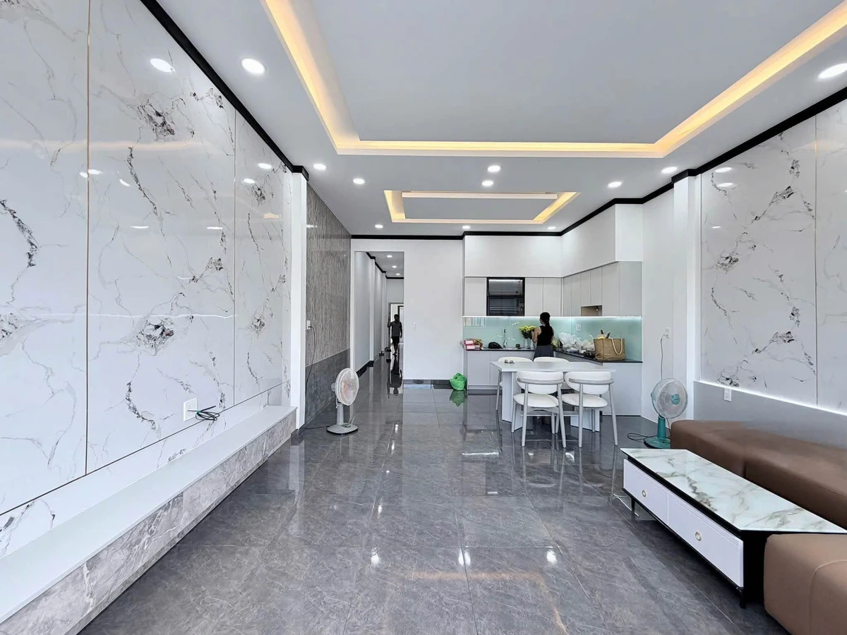 Bán nhà cấp 4 mặt tiền nhựa Bàu Trâm, Phường Long Khánh, giá 1 tỷ 250 triệu - Ảnh thu nhỏ 2