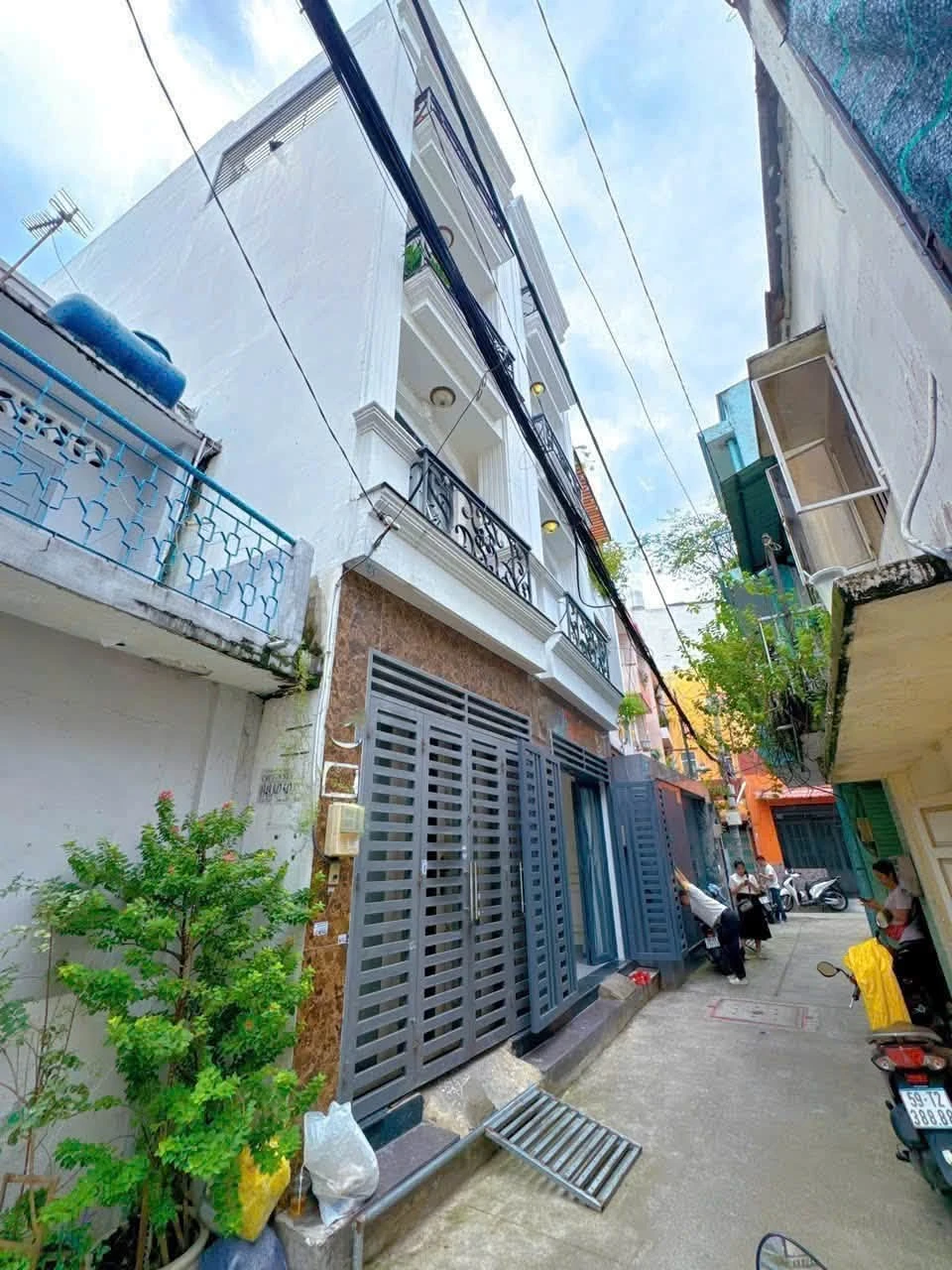Nhà bán 4 tầng 5PN 140m2 Thích Quảng Đức Phú Nhuận 8.49 tỷ - Ảnh 1
