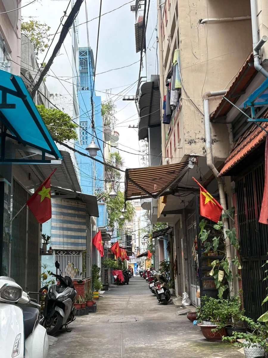 Bán nhà hẻm Nguyễn Biểu 24m² 3 tầng 4PN, Phường Chợ Quán, Quận 5, giá 7 tỷ - Ảnh 1