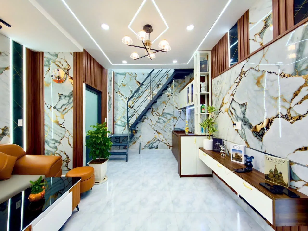 Bán nhà Bình Chánh 28m2 giá 485 triệu, sổ hồng riêng - Ảnh 1