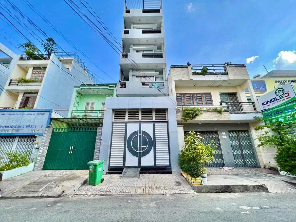 Bán căn hộ dịch vụ mặt tiền 25 tỷ, 98m² Quận 7 - Ảnh 1