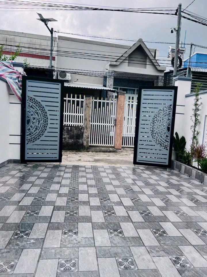 Bán nhà mới 105m2 (5x21), 2 phòng ngủ, hẻm sân bia kênh Tập Đoàn 1, Phú Tân, Bến Tre - Ảnh thu nhỏ 4