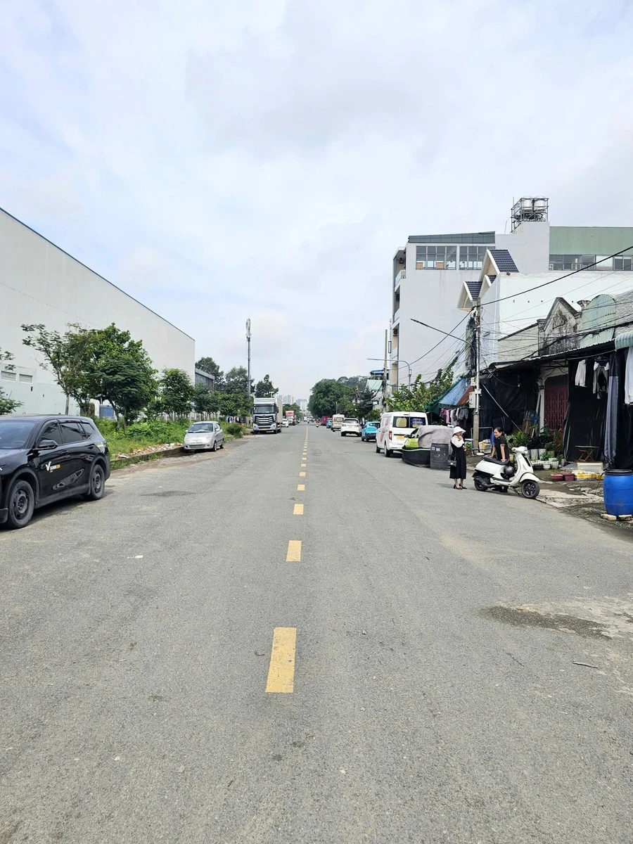 Bán dãy trọ 150m2, 1 kiot + 9 phòng, thu nhập 15tr/tháng, Dĩ An - Ảnh thu nhỏ 4