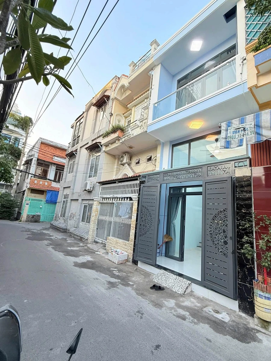 Bán nhà 3 tầng 29,6m² Hiệp Bình Chánh 5,15 tỷ sát Gigamall - Ảnh thu nhỏ 2