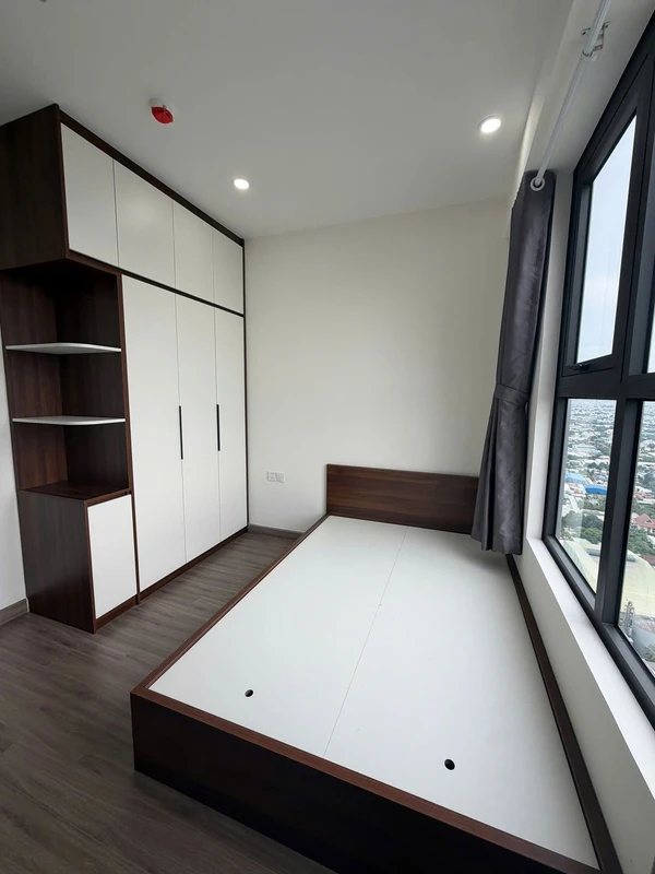 Cho thuê căn hộ 2PN 2WC 63m² đầy đủ nội thất tại A&T Sky Garden