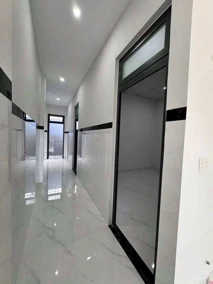 Bán nhà mới xây 100m2, 2PN tại xã Long Điền, Long Điền - Ảnh thu nhỏ 2
