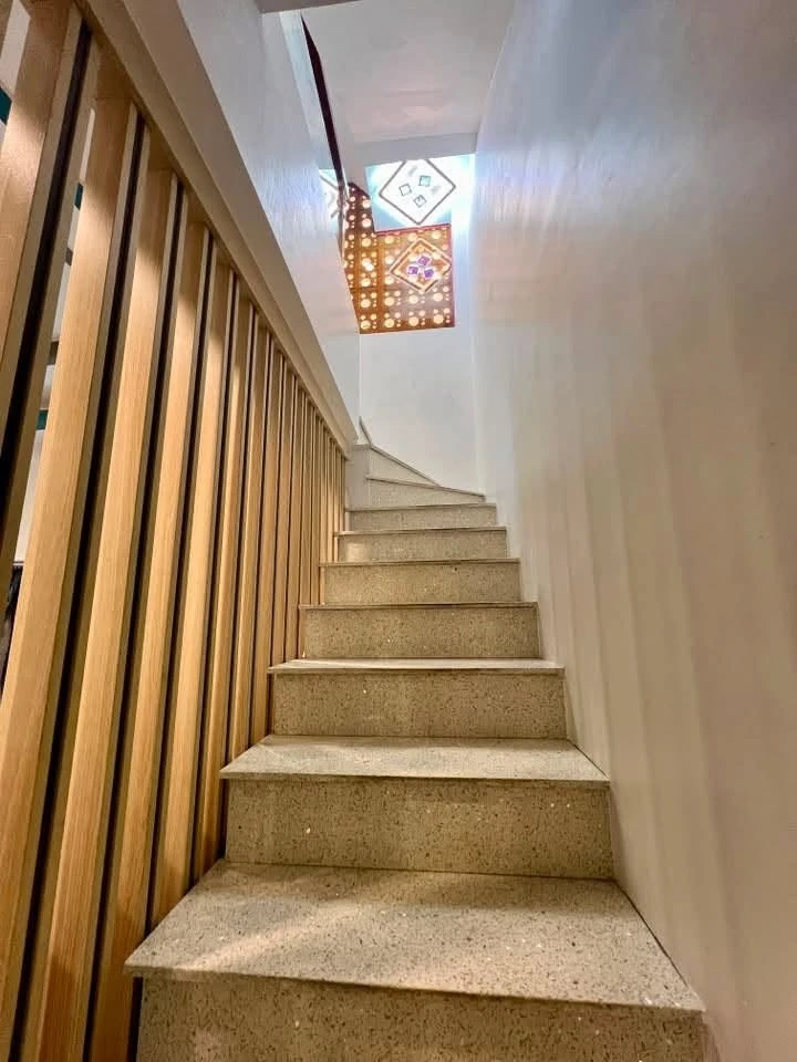 Bán nhà 2 lầu sân thượng Phan Thiết 30m² 2 tỷ 1 - Ảnh thu nhỏ 4