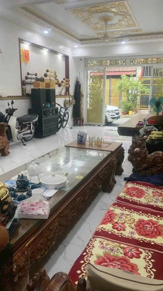 Bán nhà 1 trệt 1 lầu 100m2 Tân Đông Hiệp 5.25 tỷ - Ảnh thu nhỏ 4