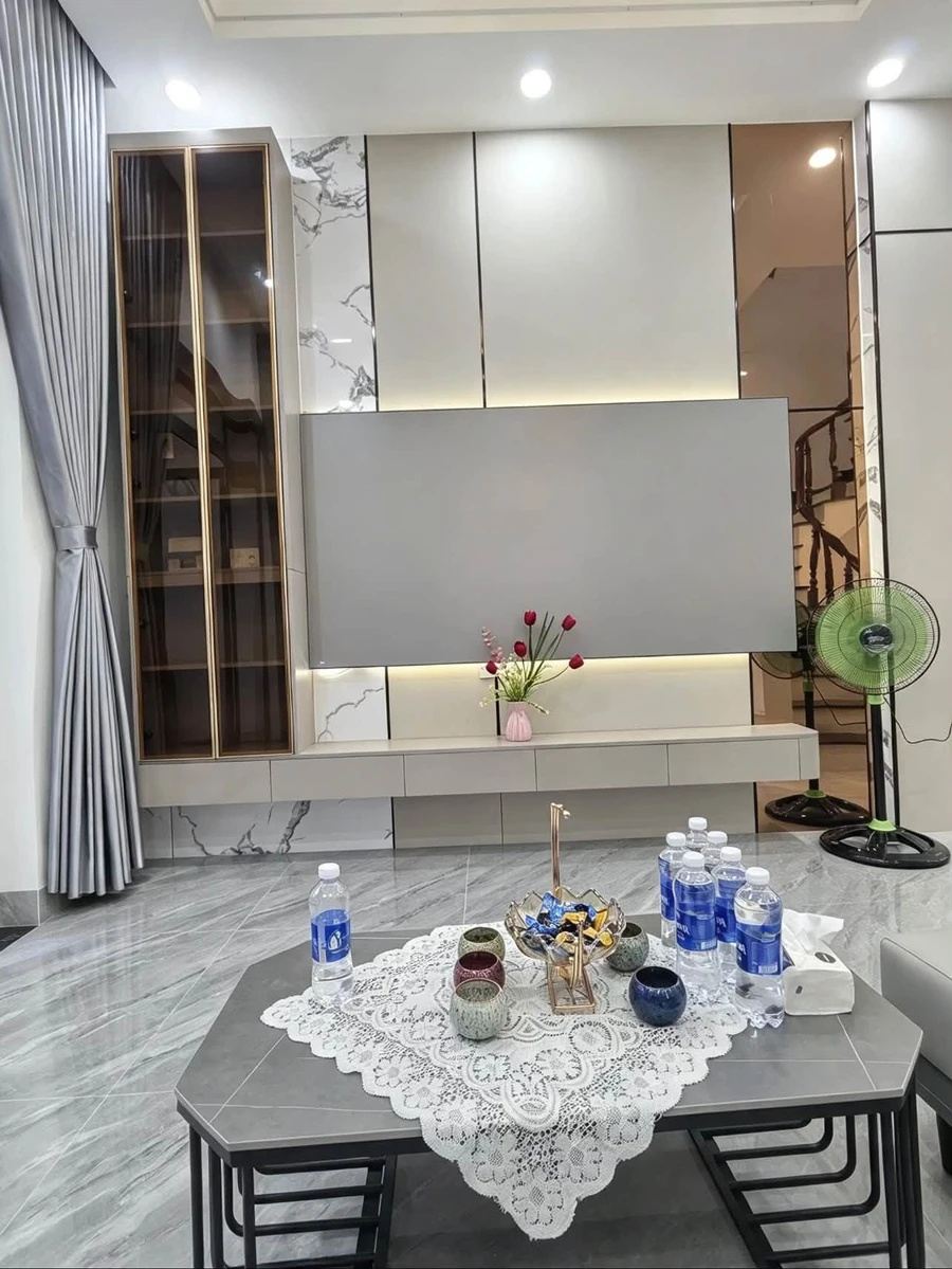 Bán nhà phố 4 phòng ngủ 93.9m² Phú Hòa - Ảnh thu nhỏ 3