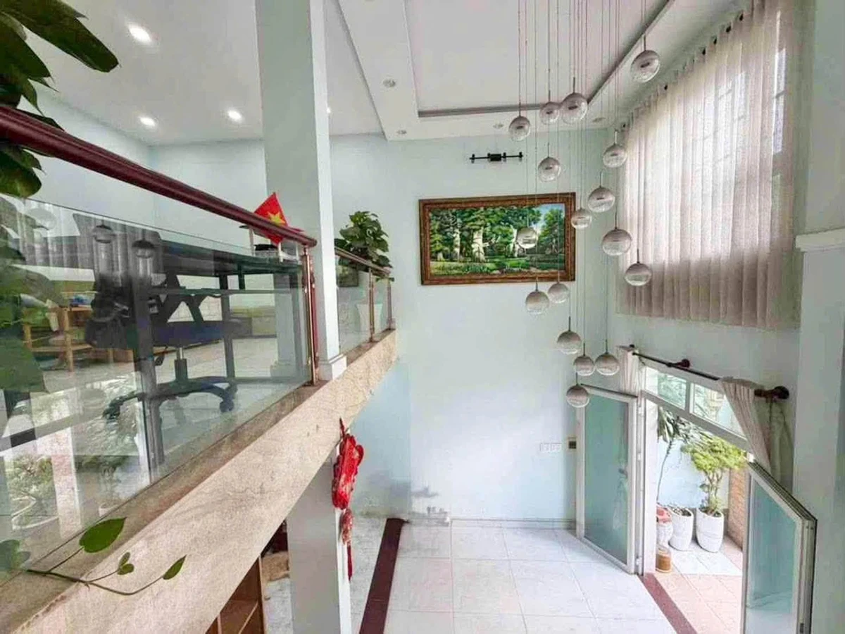 Bán nhà 3 tầng 124m2, 4PN, Bình Tân gần 9 tỷ - Ảnh thu nhỏ 2