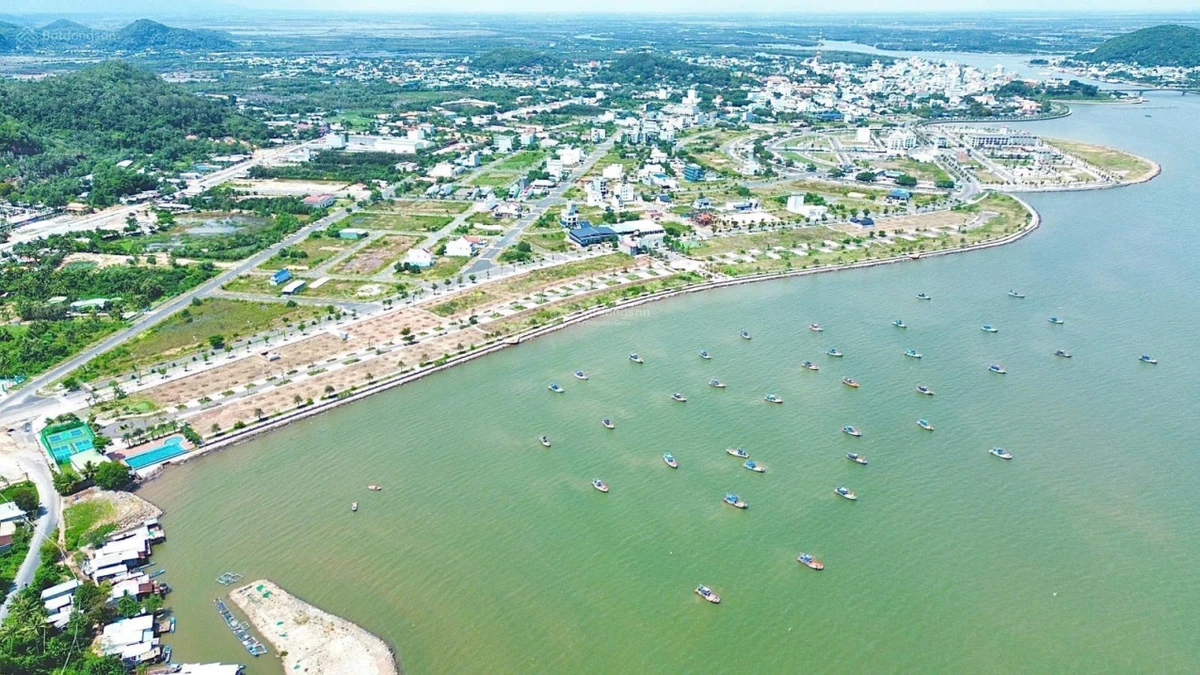 Bán đất Đường Tốt tại KĐT Lấn biển Hà Tiên, diện tích 100m2, giá 1,5 tỷ - Ảnh thu nhỏ 2