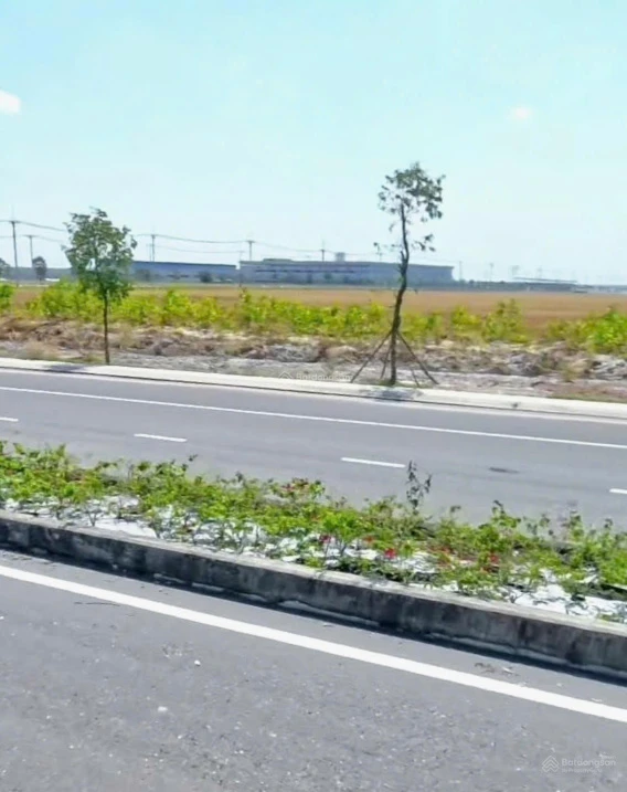 Bán đất Khu công nghiệp Becamex Tokyu Bình Phước 5,2ha trả tiền một lần đến năm 2065 - Ảnh 1