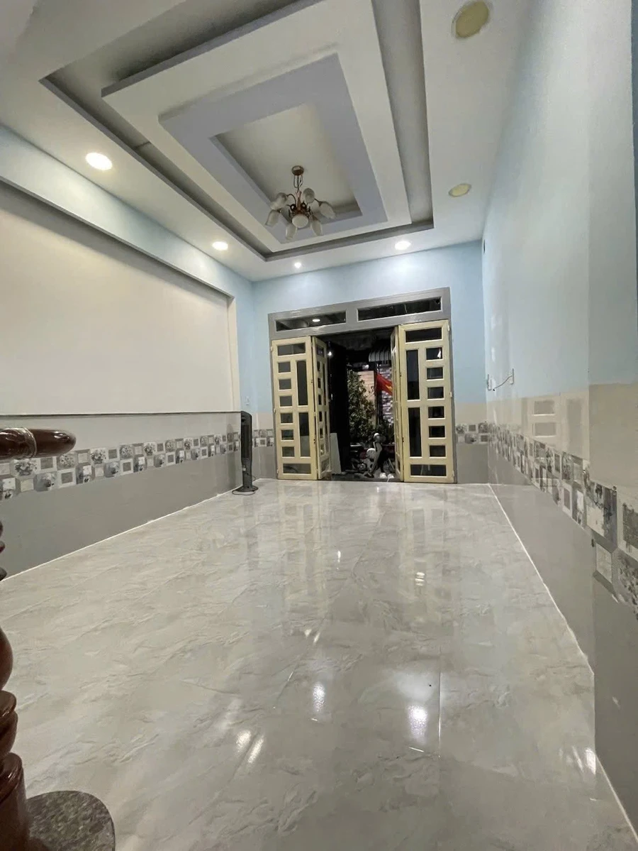 Bán nhà hẻm ô tô 4x10m 1 trệt 2 lầu 3PN đường Miếu Gò Xoài, Bình Tân, giá 4,88 tỷ - Ảnh thu nhỏ 3