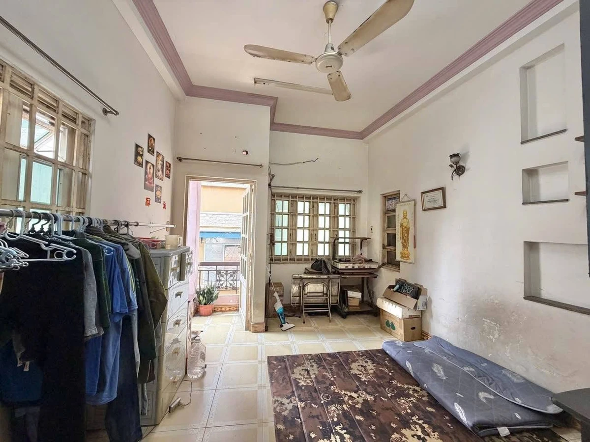 Bán nhà 35m2, 3 phòng, Nhật Tảo, Quận 10 - Ảnh thu nhỏ 3