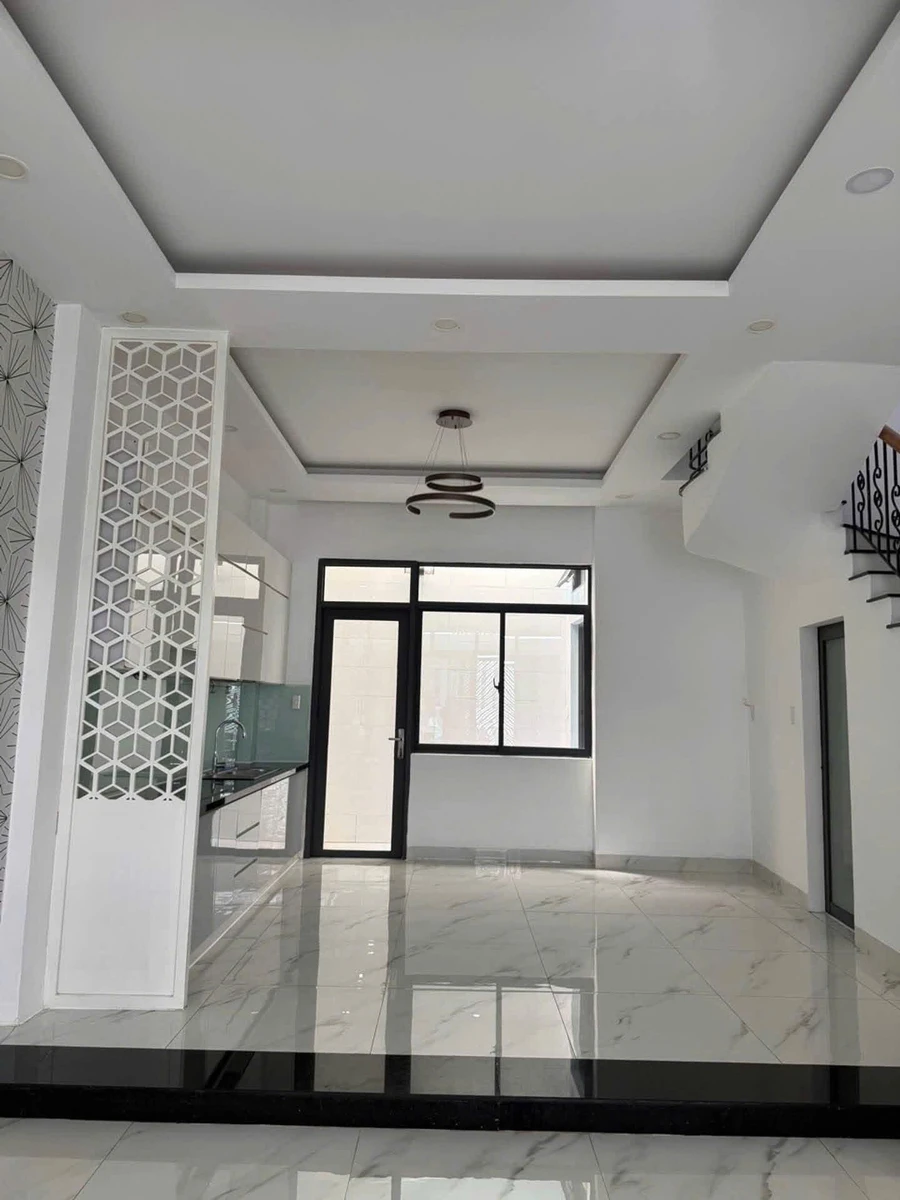 Bán nhà hẻm xe hơi 4 tầng, 4PN, Huỳnh Tấn Phát, 7.4 tỷ - Ảnh thu nhỏ 3