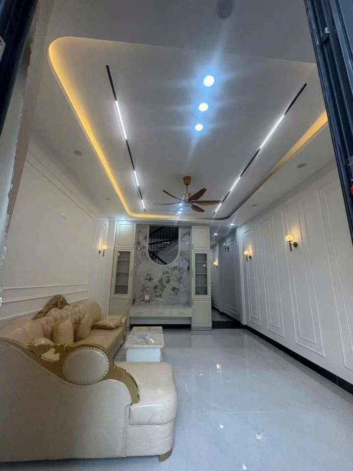 Bán nhà mặt tiền Thanh Niên 180m², 4PN, 7.2 tỷ - Ảnh thu nhỏ 2