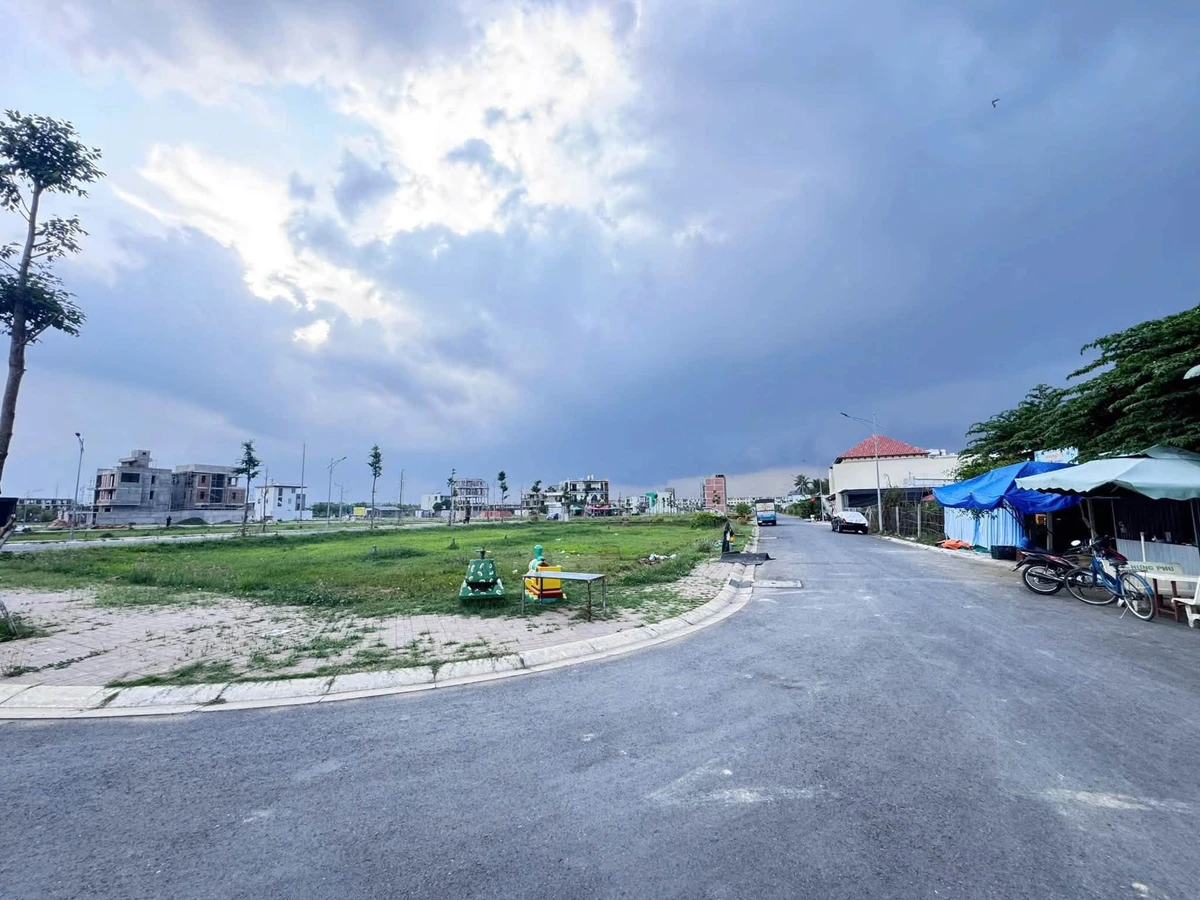 Bán nền 2 mặt tiền 151m² khu Nam Long Celtral Lake - Ảnh thu nhỏ 2