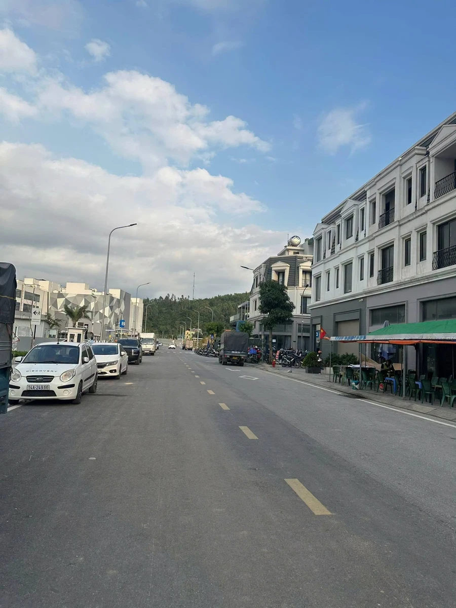 Bán shophouse mặt chính 70m² Cái Lân Bãi Cháy 7 tỷ - Ảnh thu nhỏ 3