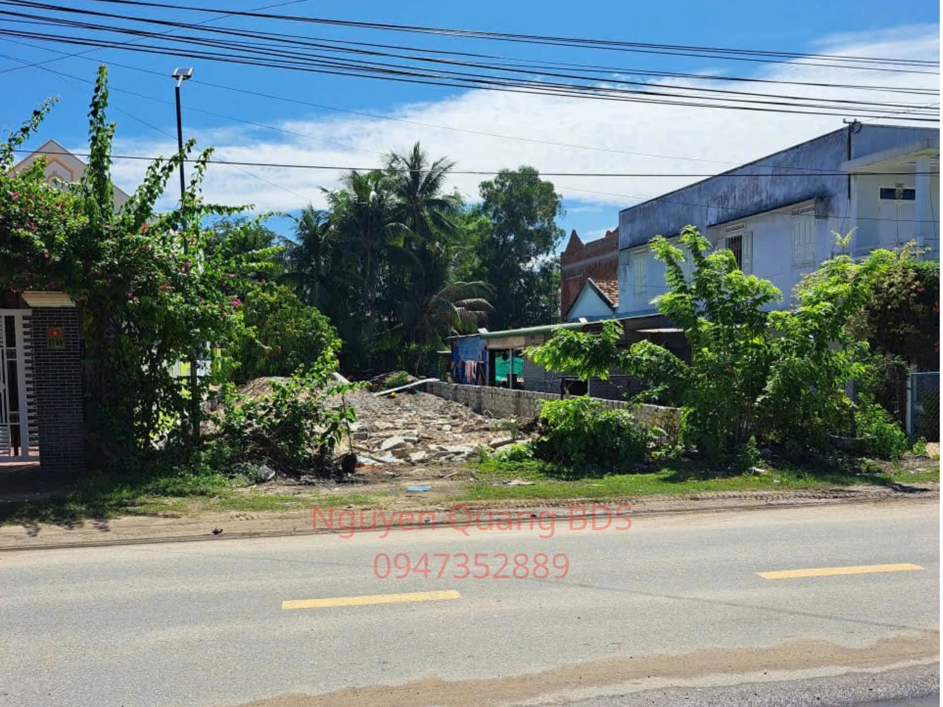 Bán lô đất 330m2 mặt tiền Lê Hồng Phong, Nha Trang - Ảnh 1