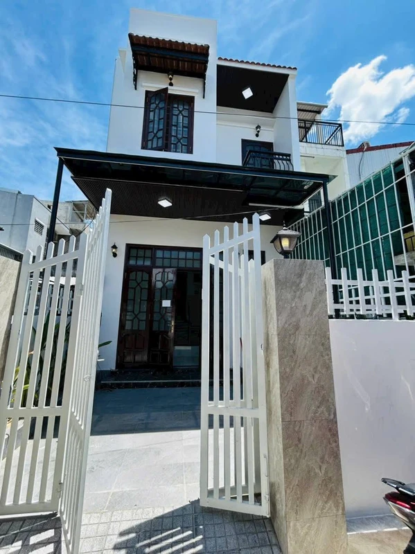 Bán nhà 2 tầng kiệt ô tô 93m² Dương Văn An, Huế