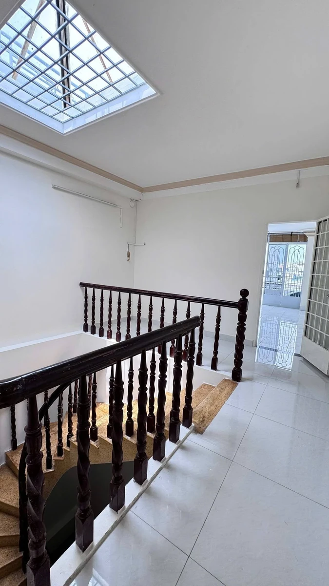 Bán nhà 5PN 58.3m² Ông Ích Khiêm Quận 11 giá 9.5 tỷ - Ảnh thu nhỏ 4