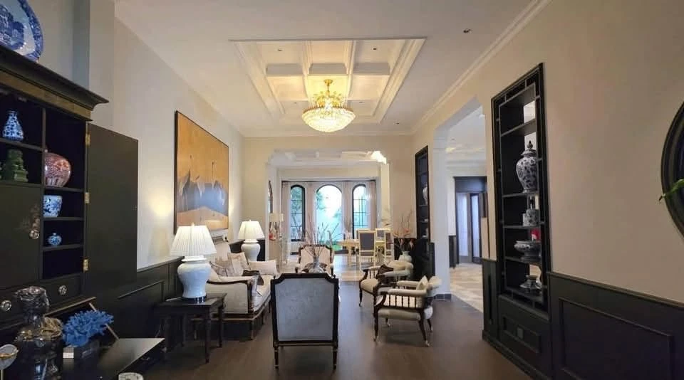Bán biệt thự 366m2 kiến trúc Pháp 200 tỷ Quận 7 - Ảnh thu nhỏ 5