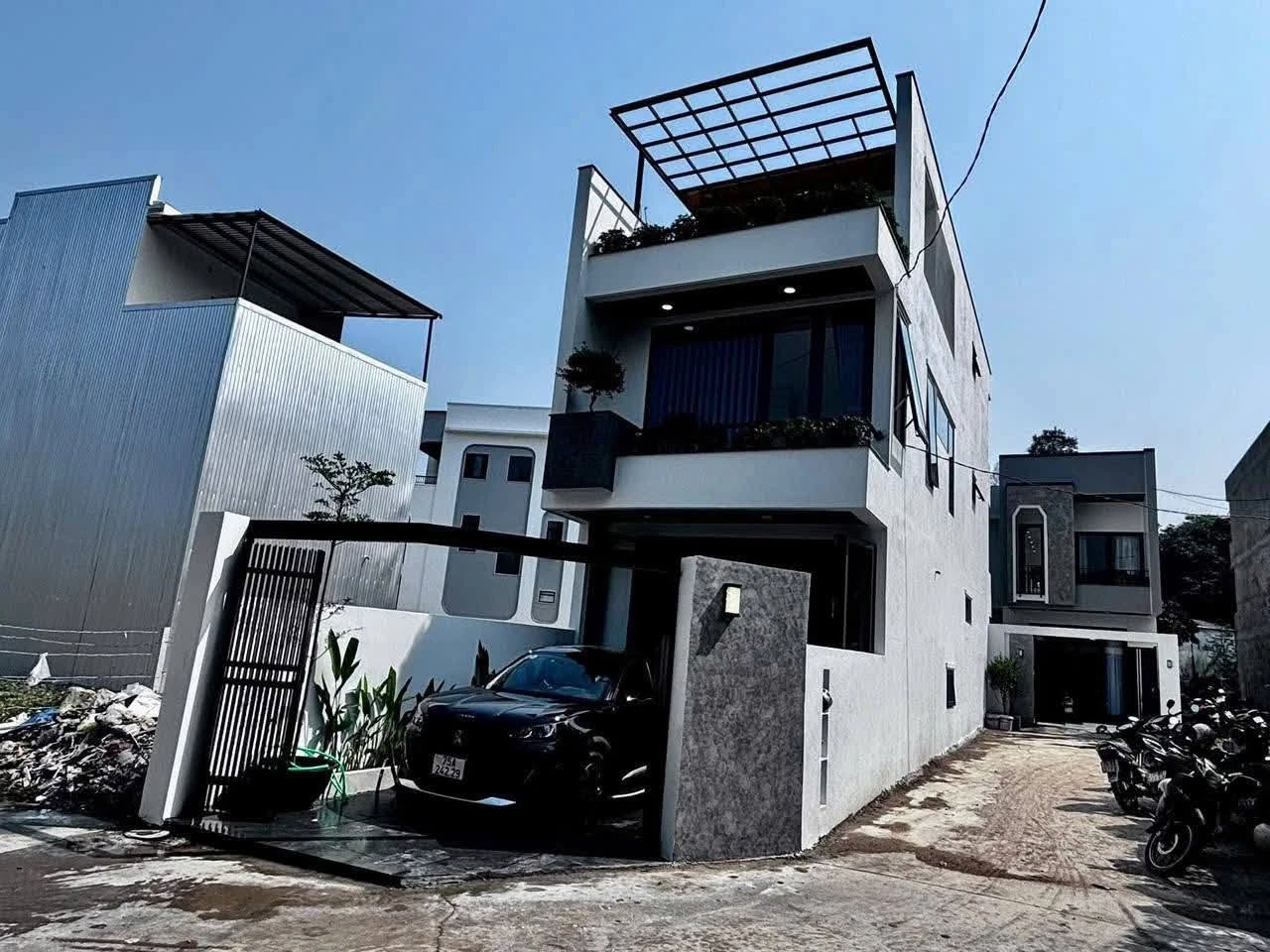 Bán nhà 3 tầng 4 phòng ngủ 96m² Huế 3.35 tỷ - Ảnh 1