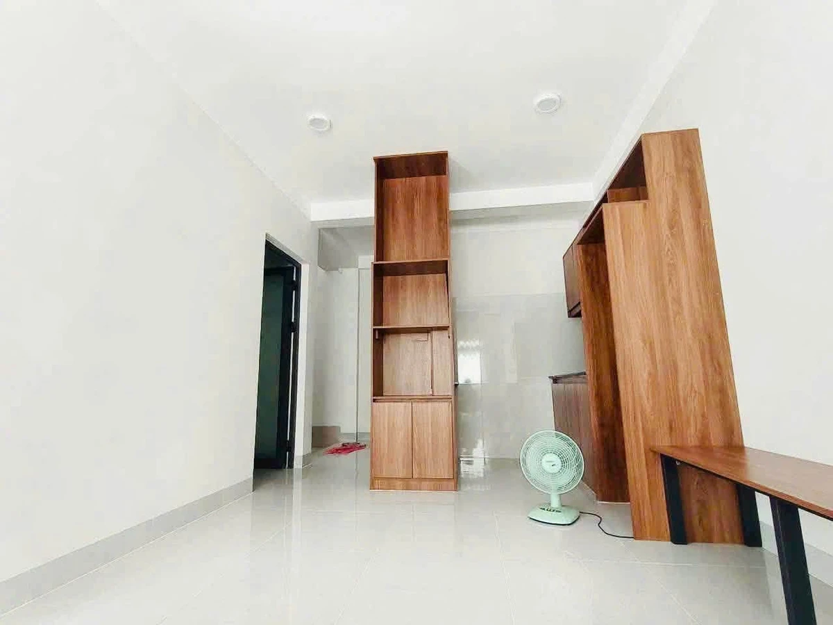 Bán nhà hẻm 76m2, 3PN 2WC, Lê Lợi, Quận 1 - Ảnh thu nhỏ 2