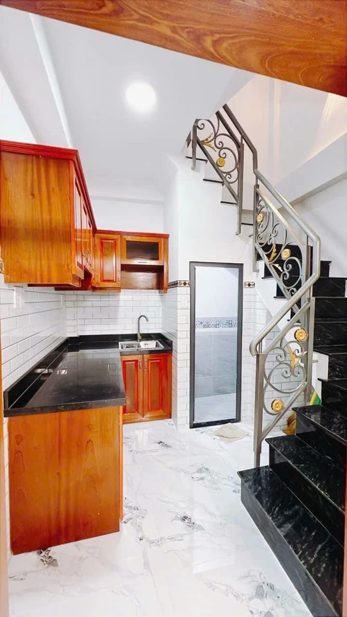 Bán nhà 4 tầng 80m2 gần Vĩnh Hội Quận 4, giá 6,7 tỷ - Ảnh thu nhỏ 2