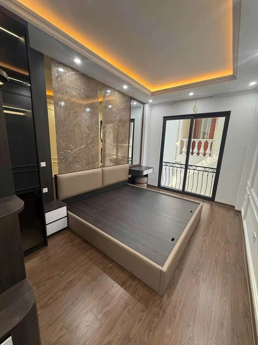 Cho thuê nhà riêng 3 phòng ngủ 35m² Võ Chí Công, Hà Nội 19 triệu/tháng - Ảnh 1