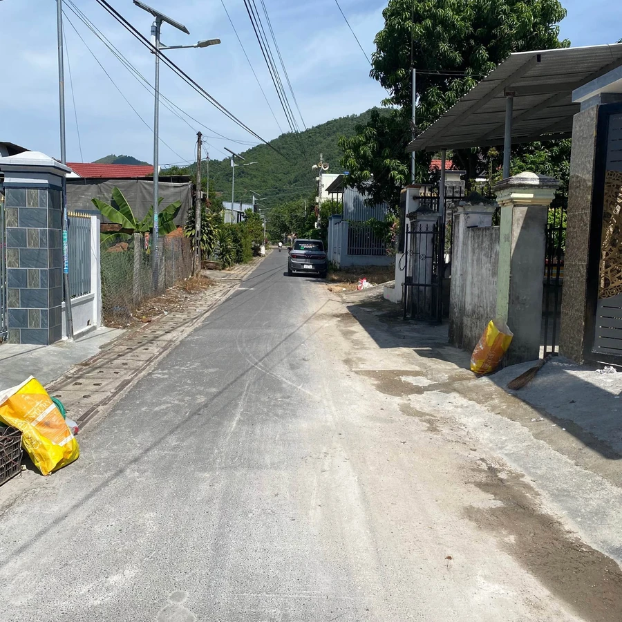Bán đất mặt tiền 219m² Suối Dầu, Khánh Hoà 1 tỷ 650 - Ảnh thu nhỏ 3