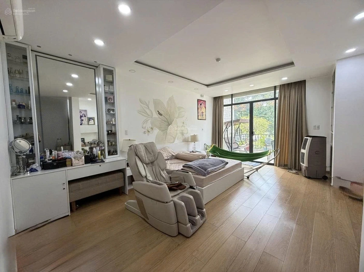 Bán nhà mặt tiền Lý Thái Tổ 4 tầng, 52.5m² - 35 tỷ - Ảnh thu nhỏ 4