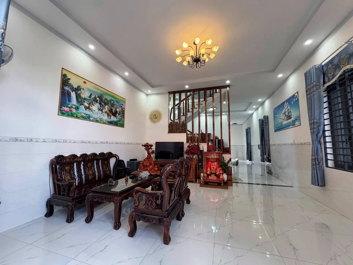 Bán nhà lầu 3PN 238m² Tân Xuân Bình Phước 3,89 tỷ - Ảnh thu nhỏ 4