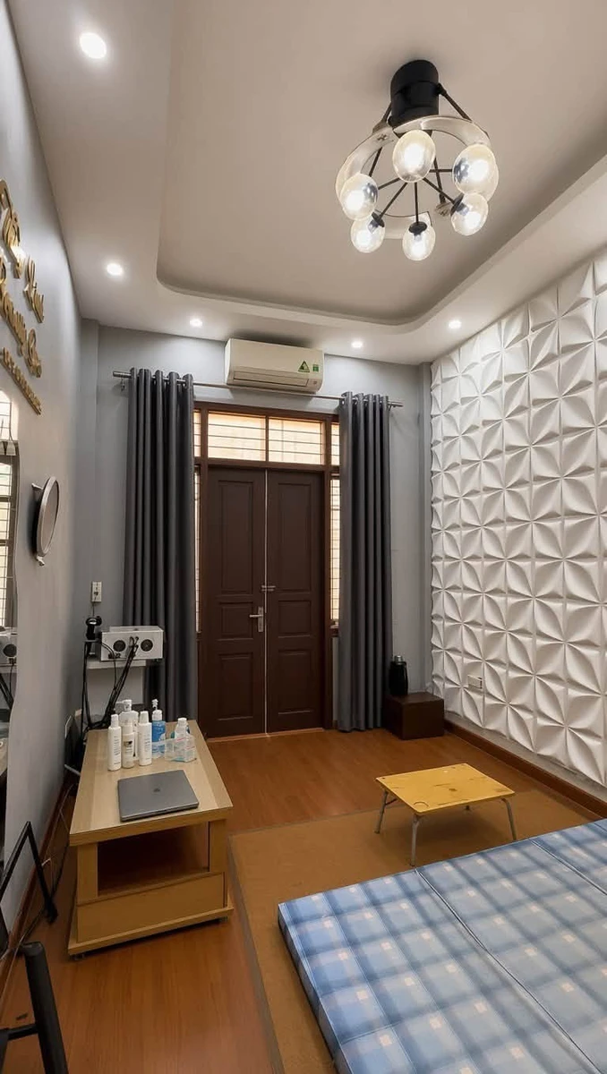 Bán nhà phố 36m² mặt tiền Trương Định, Quận 1, 7.7 tỷ - Ảnh thu nhỏ 4