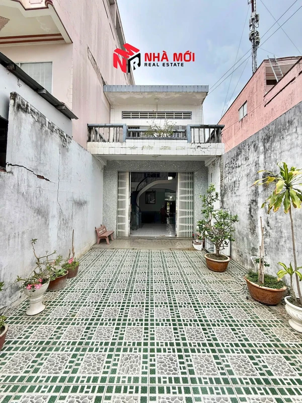 Nhà mặt tiền Nguyễn Trãi 225m² 2PN bán 5.8 tỷ