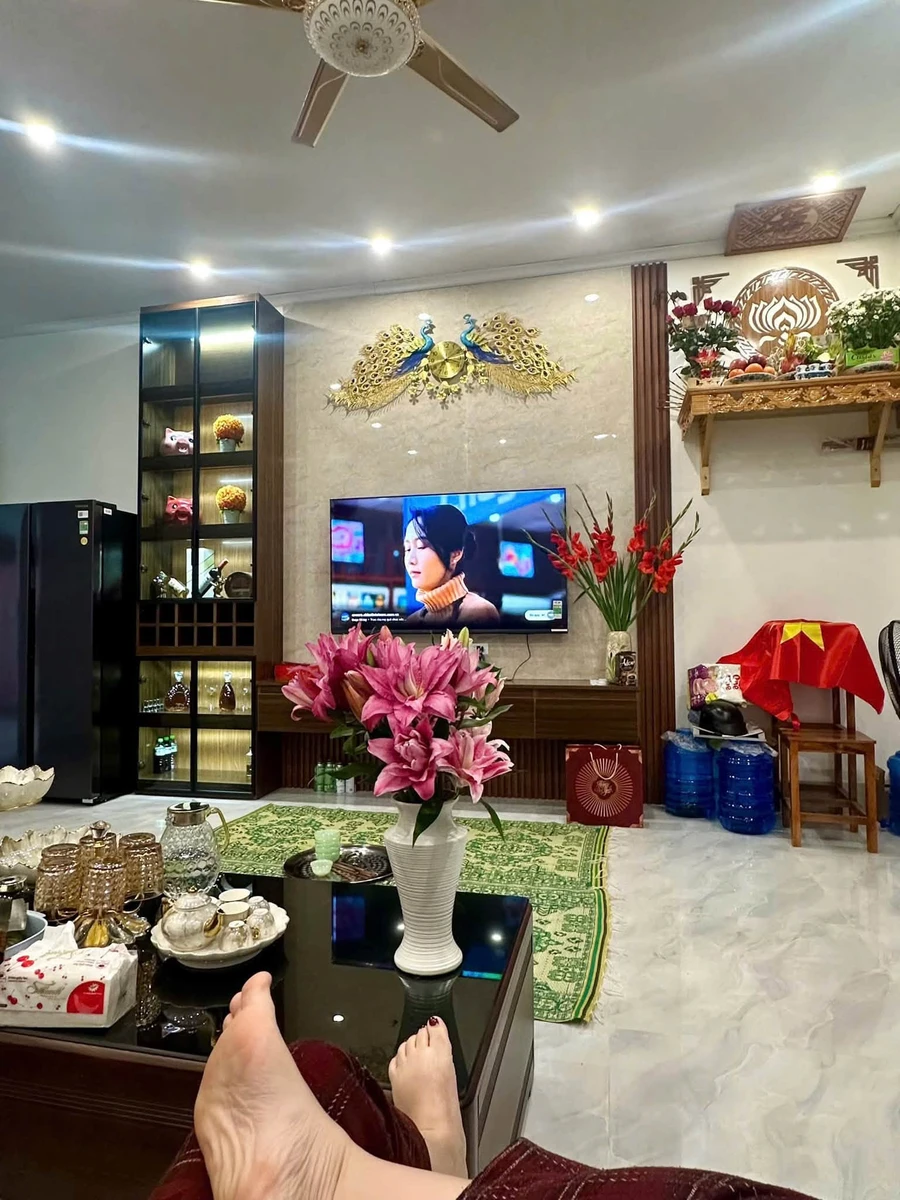 Bán nhà 2 phòng ngủ, 112m² gần khách sạn Mường Thanh, Quận 1 - Ảnh 1