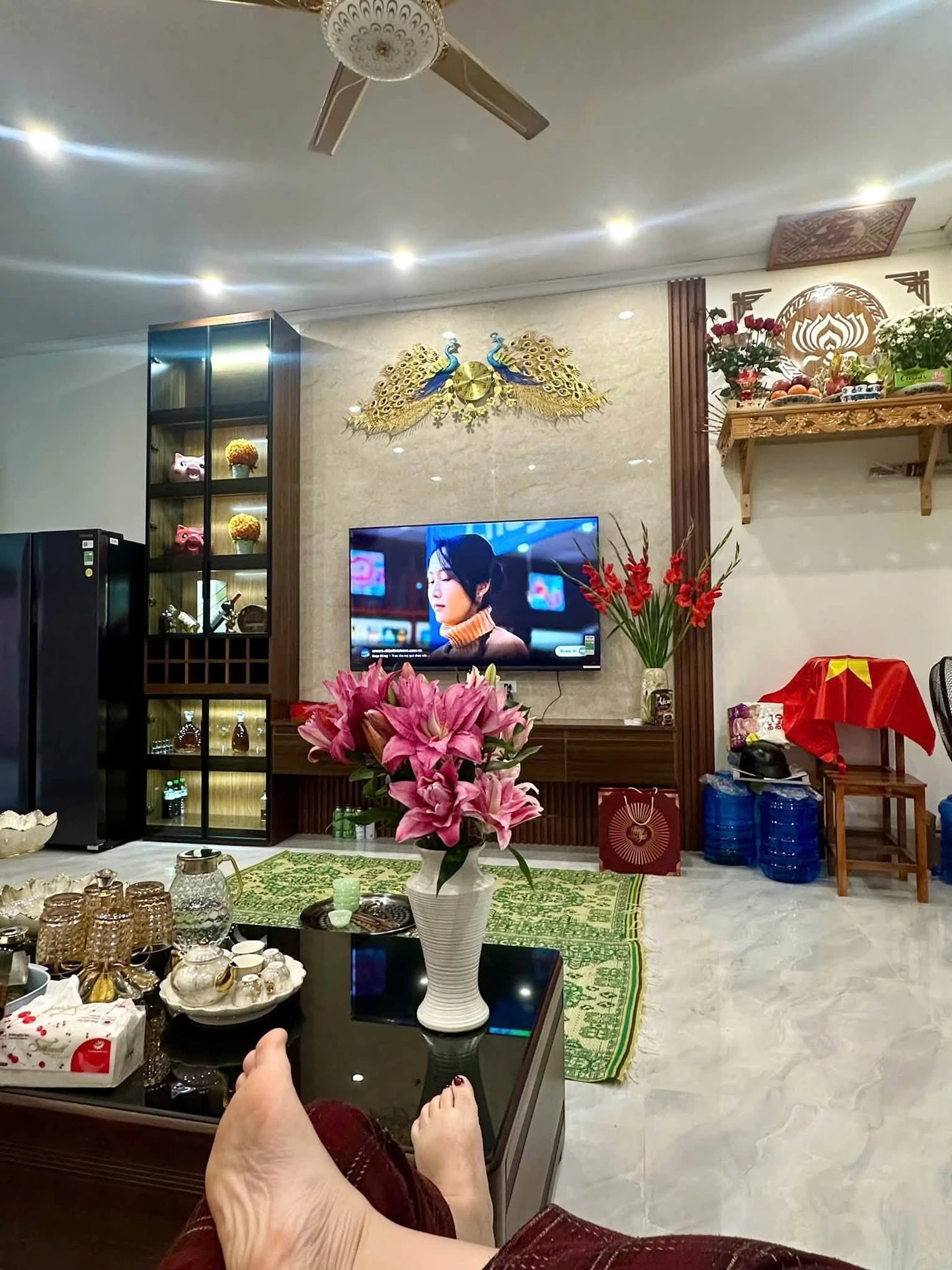 Bán nhà 2 phòng ngủ, 112m² gần khách sạn Mường Thanh, Quận 1 - Ảnh 1