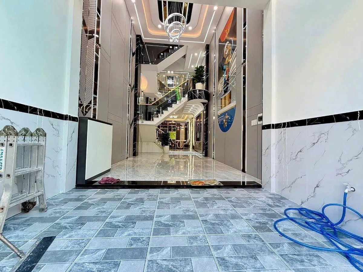 Bán nhà phố 4 tầng 64m² 4PN 7.75 tỷ Quận 12 - Ảnh thu nhỏ 3
