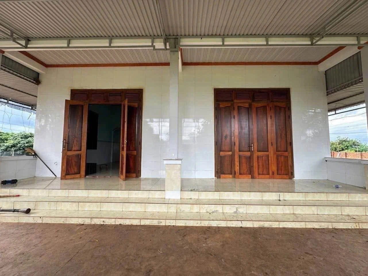 Bán lô đất thị trấn Eapok 100m2 giá 12.9 tỷ, kèm 2 nhà cho thuê - Ảnh 1
