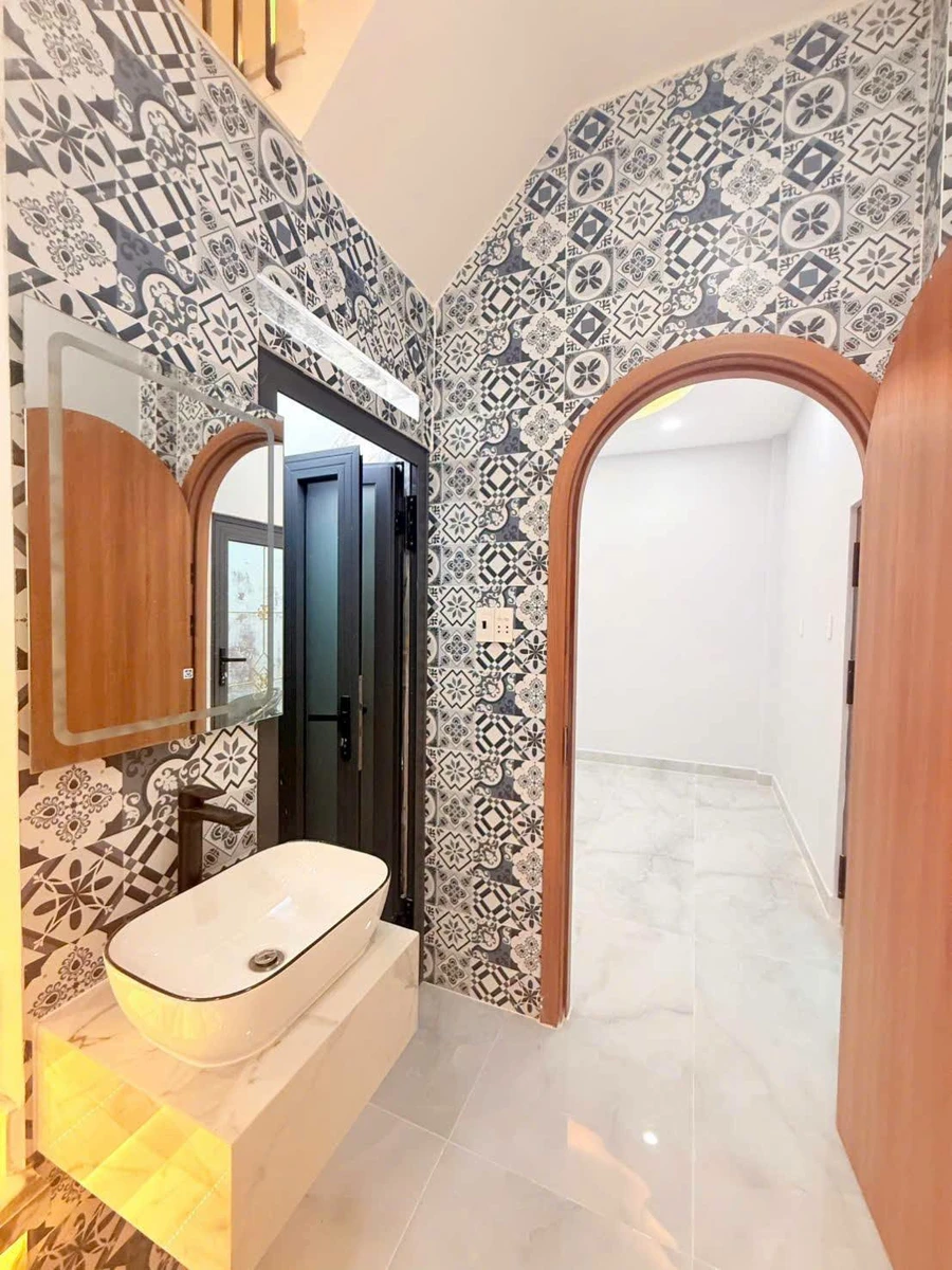 Bán nhà 4PN Đoàn Văn Bơ Quận 4, 120m², 5.68 tỷ - Ảnh thu nhỏ 4