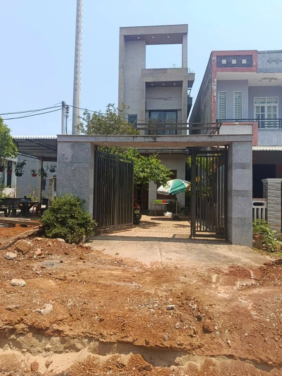 Bán nhà 2 mê 125 m² Vạn Tường, Củ Chi, 2.3 tỷ - Ảnh thu nhỏ 4