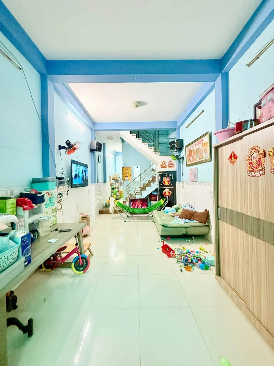 Bán nhà 2 tầm đúc 55.4m2 Quận 4 - Ảnh thu nhỏ 2
