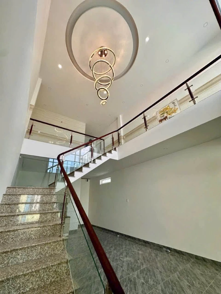 Bán nhà 3PN có sân ô tô Phú Hòa, Bình Dương, giá 3 tỷ 700 - Ảnh thu nhỏ 5