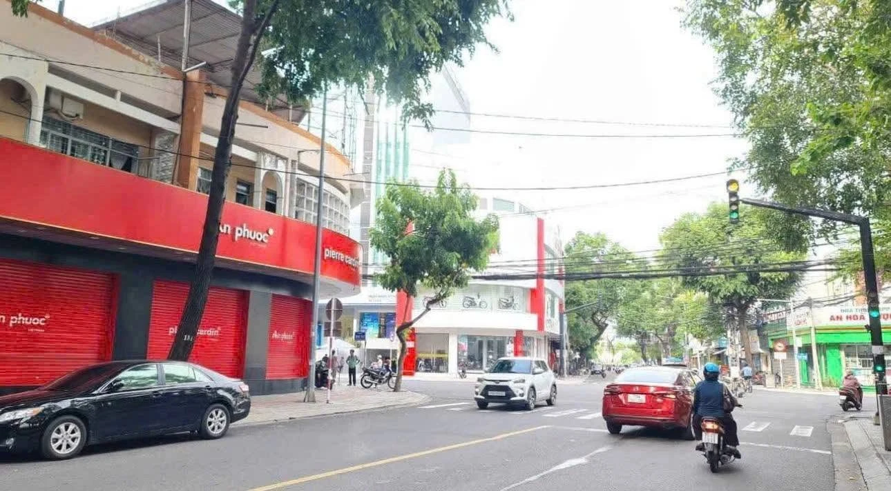 Bán nhà mặt tiền 92m² Lý Tự Trọng Nha Trang 20 tỷ - Ảnh 1