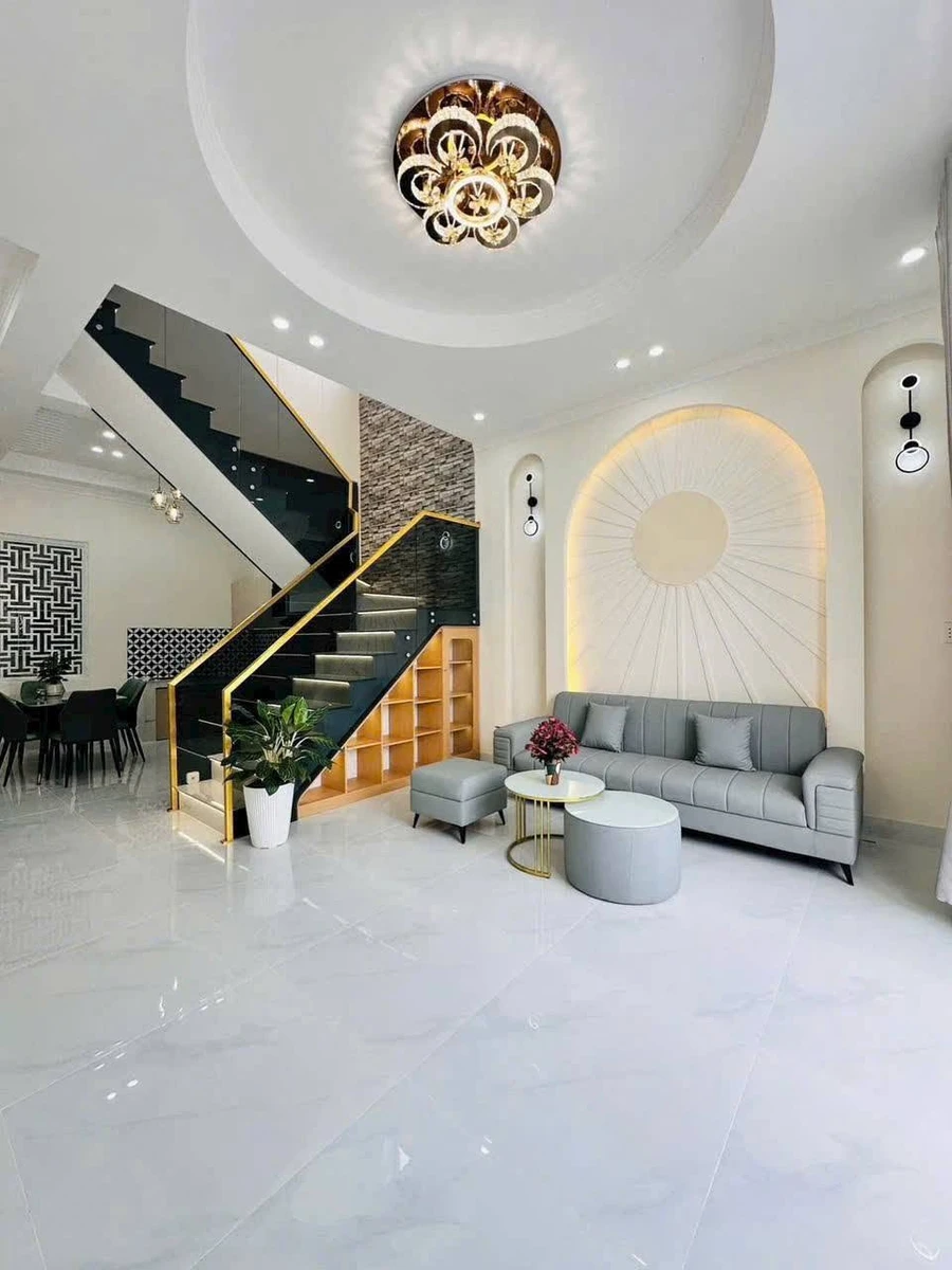 Bán nhà lầu 5x22.4m, 3 phòng ngủ, đường Nguyễn Văn Linh, Long Hoa, Tây Ninh - Ảnh thu nhỏ 4