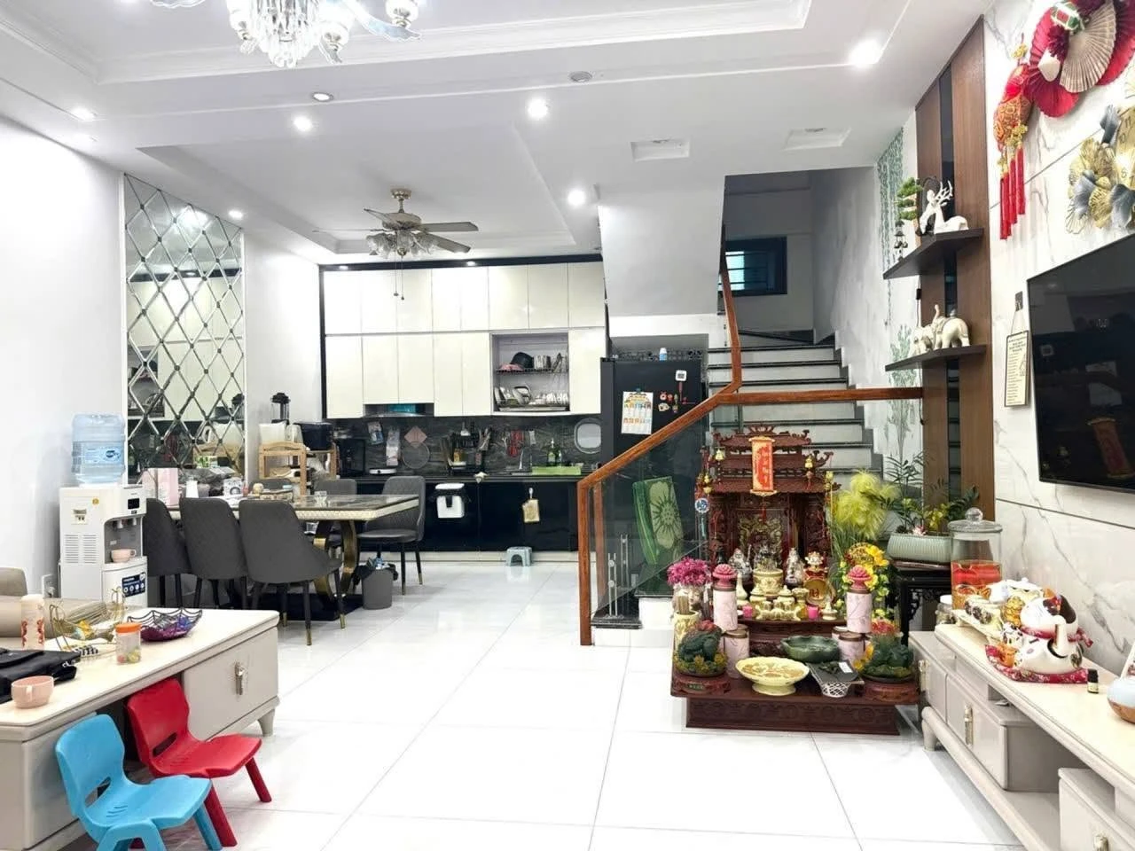 Nhà bán 4 tầng 4 PN Trực Cát Thiên Lôi 40m² - Ảnh 1