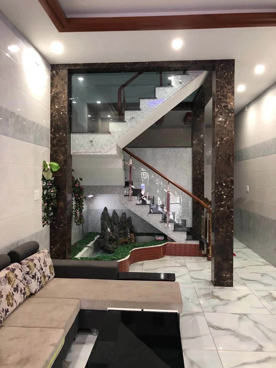 Cho thuê nhà 3 lầu mặt tiền Nguyễn Văn Tỏ 300m2 Long Hưng - Ảnh thu nhỏ 5