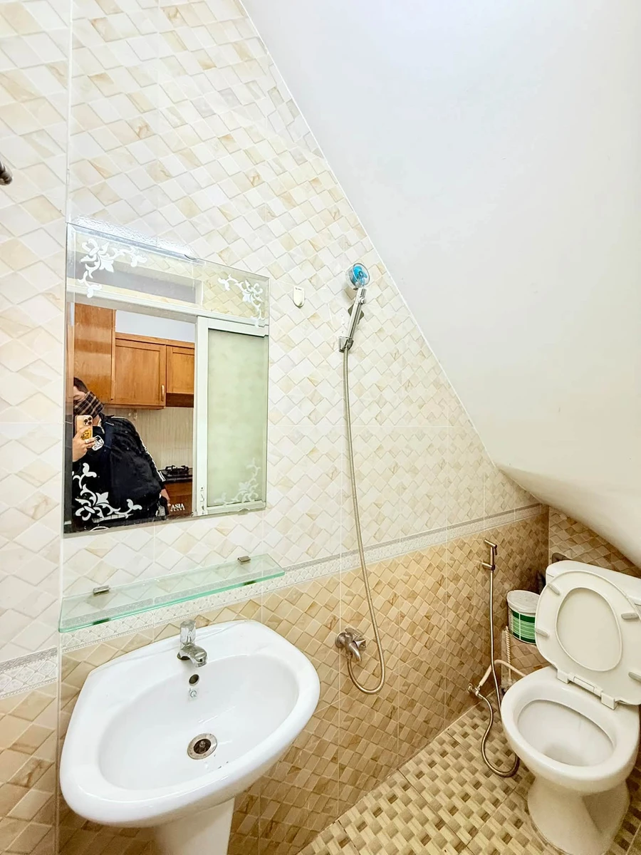 Bán nhà 3 phòng ngủ 22.6m² Quận 4 giá 4 tỷ 50 - Ảnh thu nhỏ 5