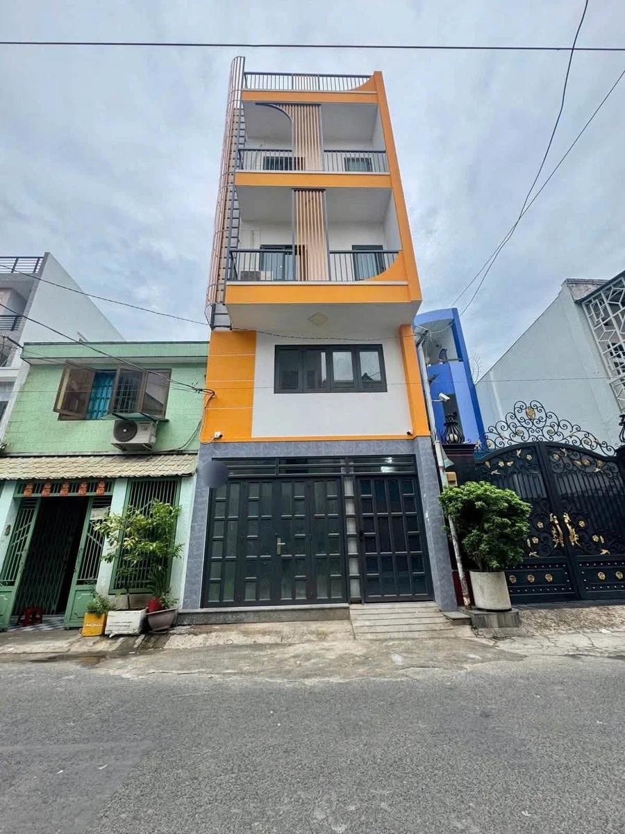 Bán nhà 5 tầng thang máy 150m² hẻm 8m đường Trịnh Đình Trọng, Tân Phú, 17,7 tỷ - Ảnh 1